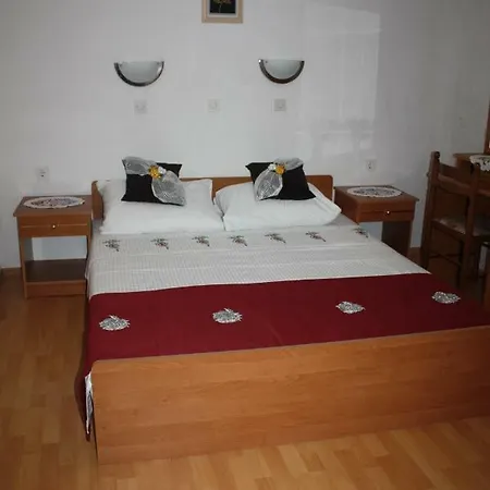 Toni I Kristina * Baška