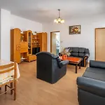 Toni I Kristina * Baška